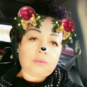 Meet your Posher, Raquel